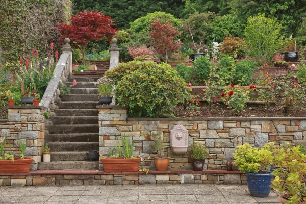 Cost of Hardscape Service in Bloomfield Hills