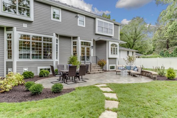 Cost of Garden Patio Construction in Bloomfield Hills